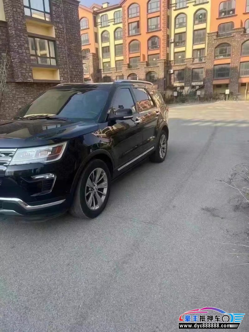 19年福特探险者轿车抵押车出售