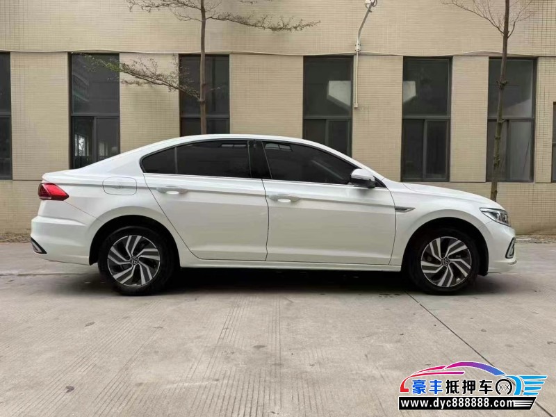 23年大众宝来轿车抵押车出售