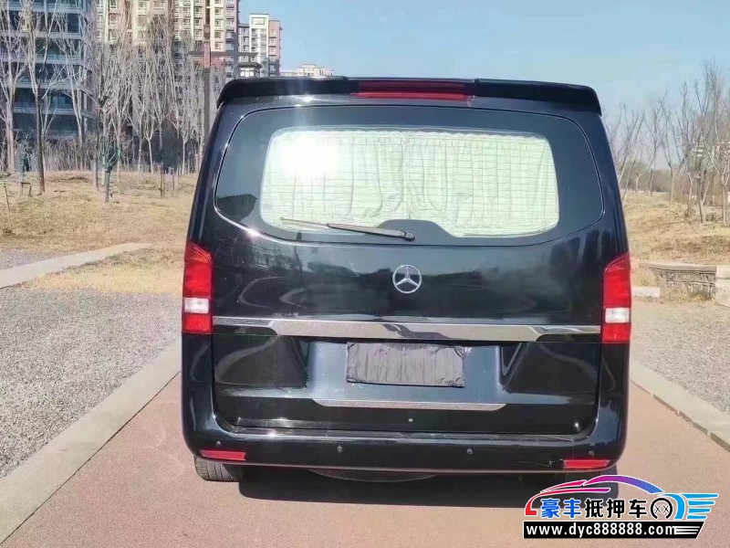 20年奔驰威霆轿车抵押车出售