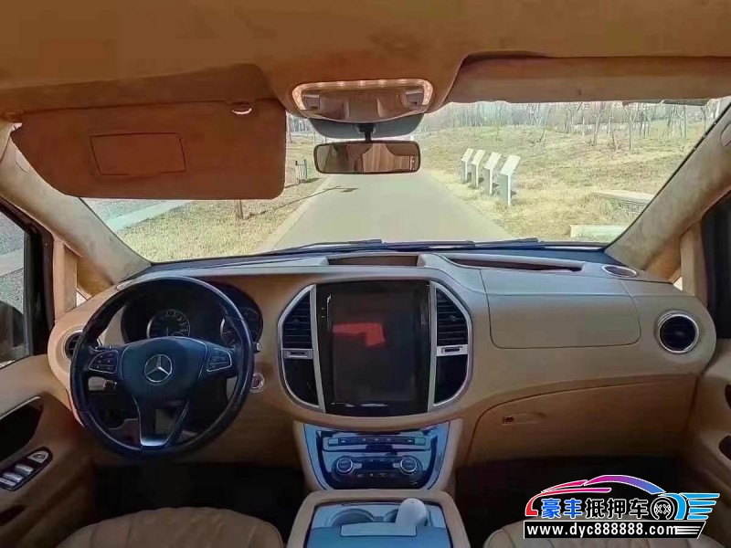 20年奔驰威霆轿车抵押车出售