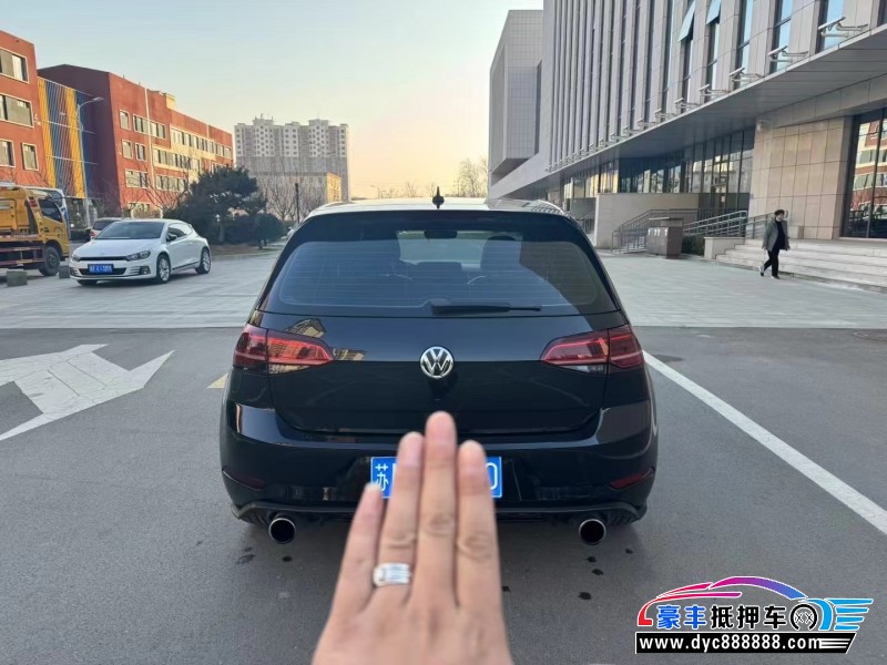 19年大众高尔夫轿车抵押车出售