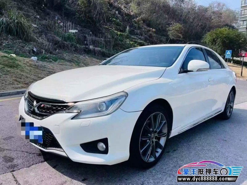 15年丰田锐志轿车抵押车出售