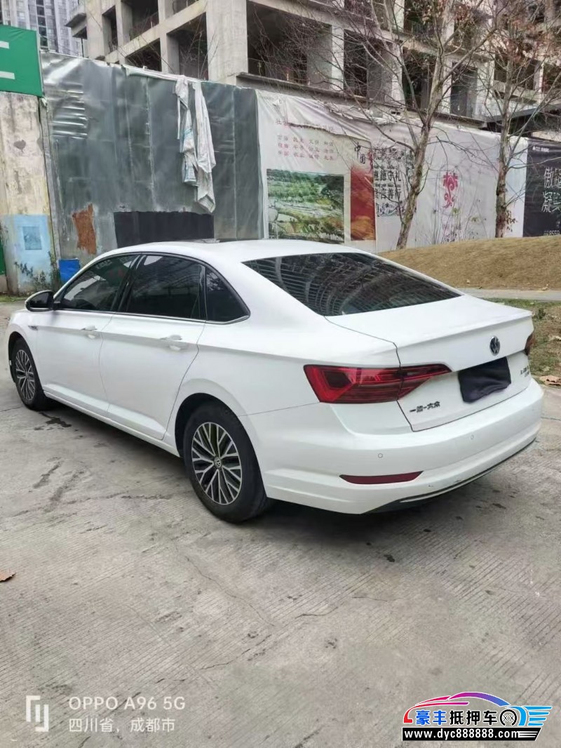 19年大众速腾轿车抵押车出售