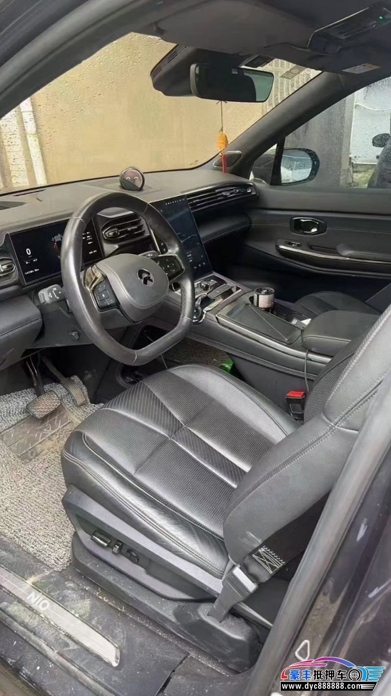 22年蔚来ES8轿车抵押车出售