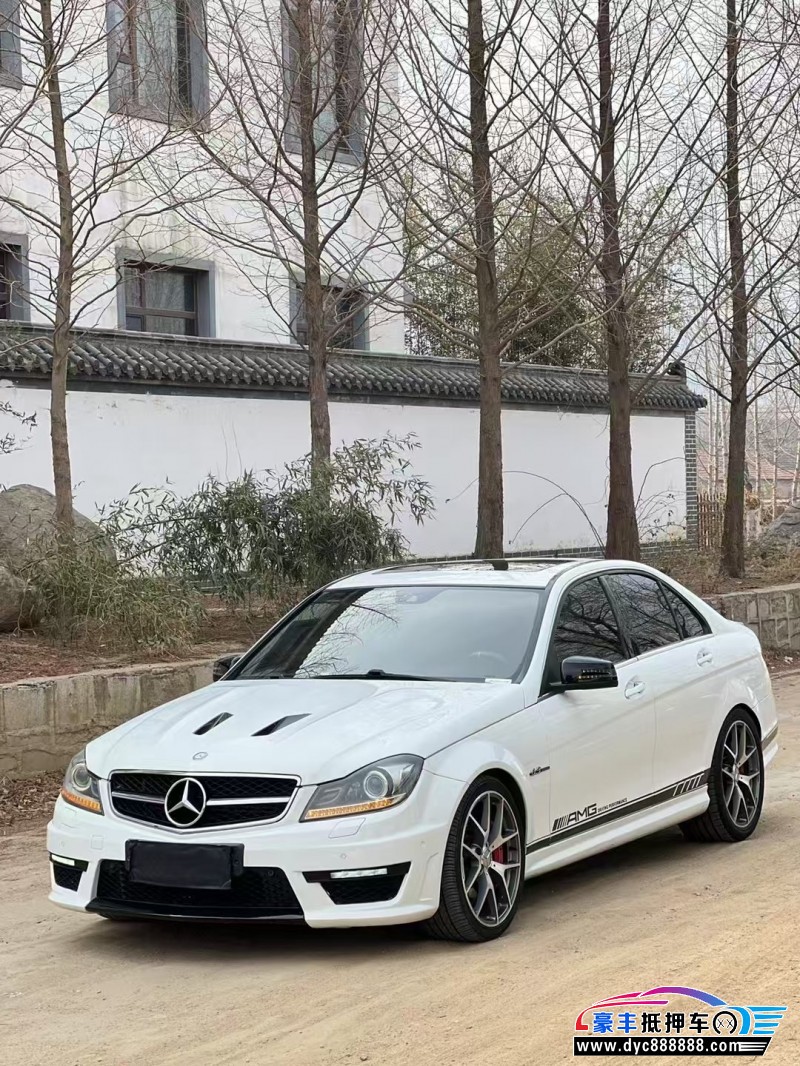15年奔驰C轿车抵押车出售