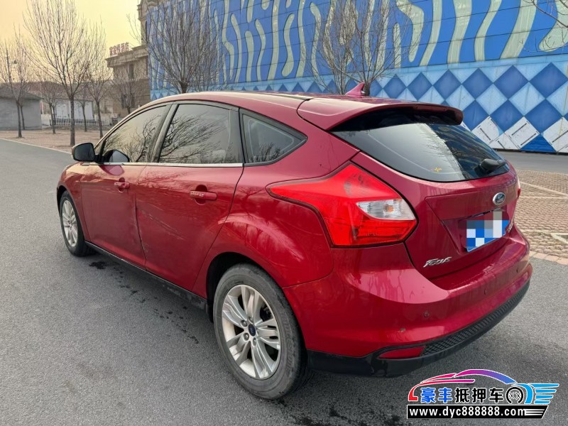 14年福特福克斯轿车抵押车出售