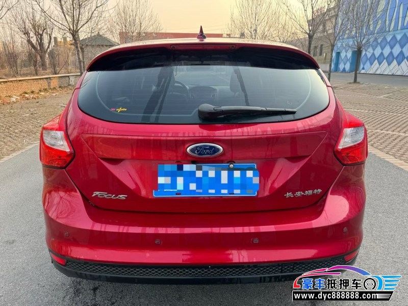 14年福特福克斯轿车抵押车出售