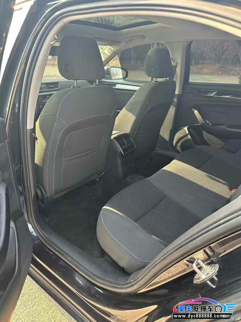 20年斯柯达速派轿车抵押车出售