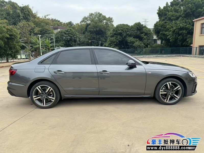 22年奥迪A4轿车抵押车出售