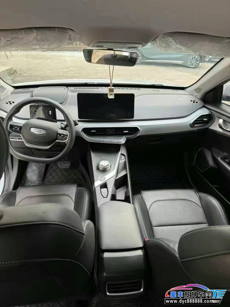 22年吉利几何轿车抵押车出售