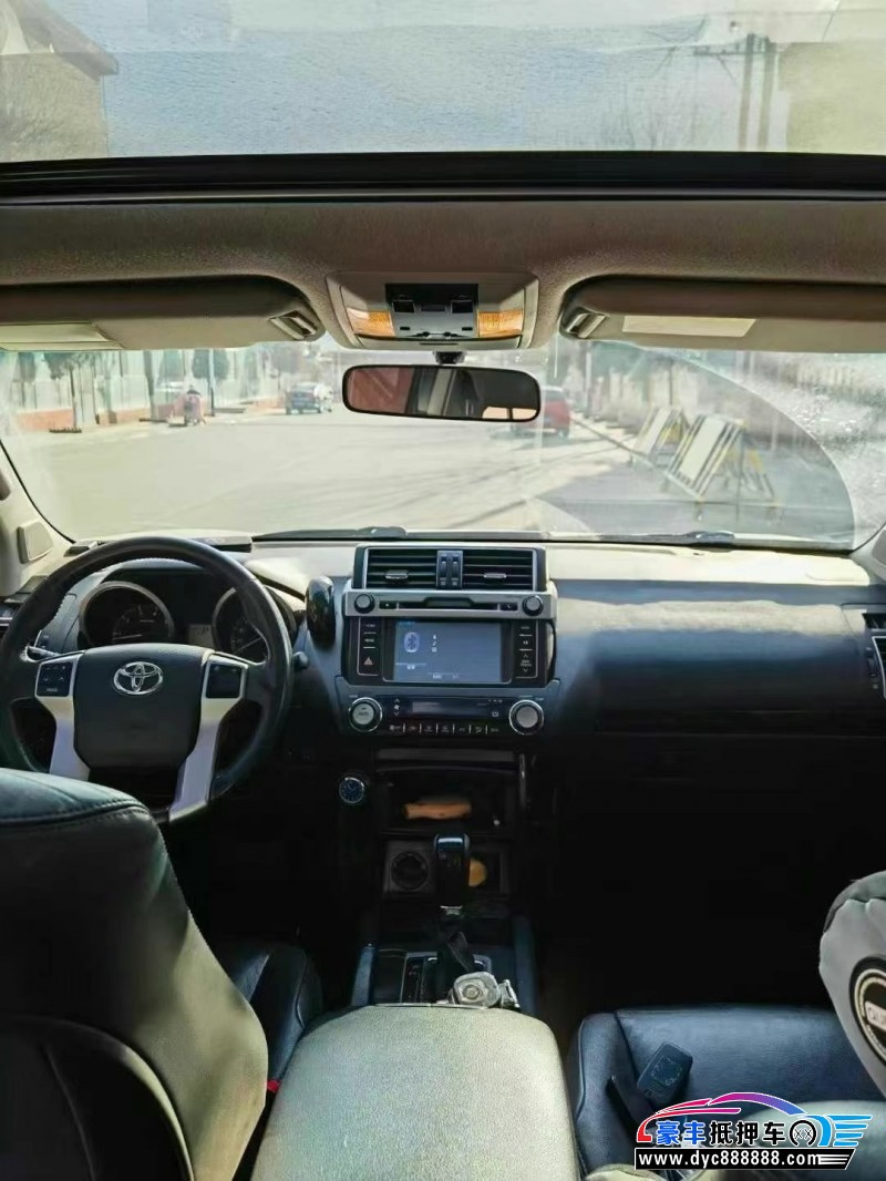 17年丰田普拉多（霸道）轿车抵押车出售