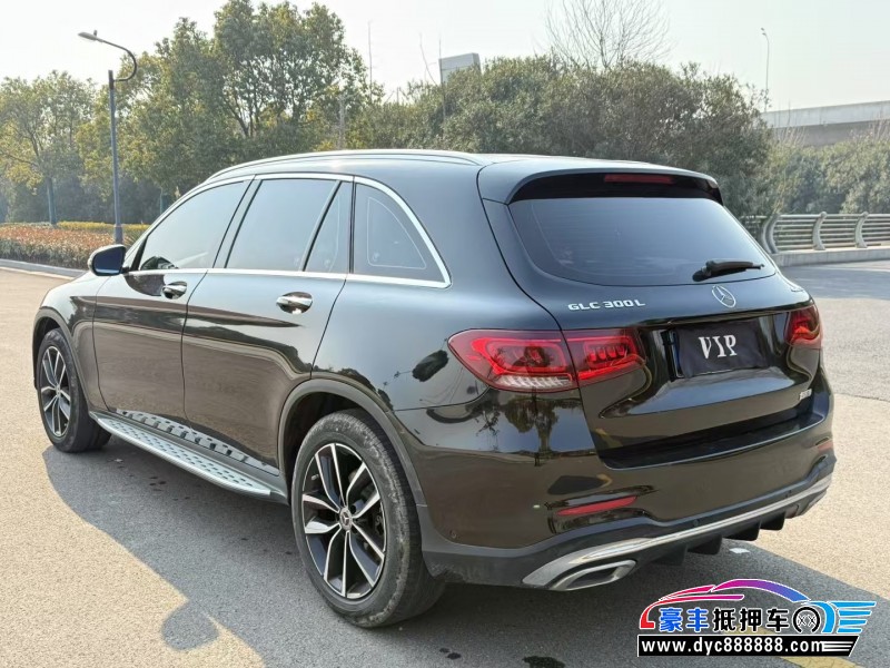 22年奔驰GLC轿车抵押车出售