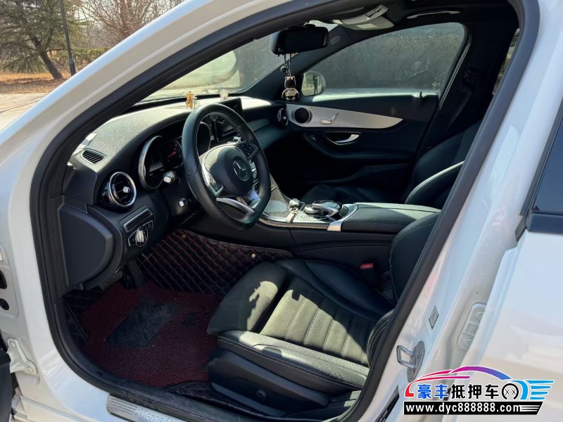 16年奔驰C轿车抵押车出售