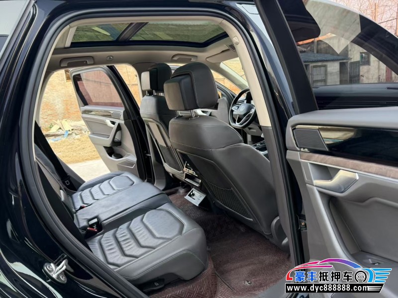 21年大众途锐轿车抵押车出售