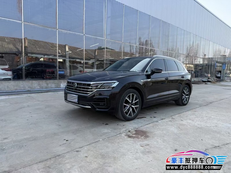 21年大众途锐轿车抵押车出售