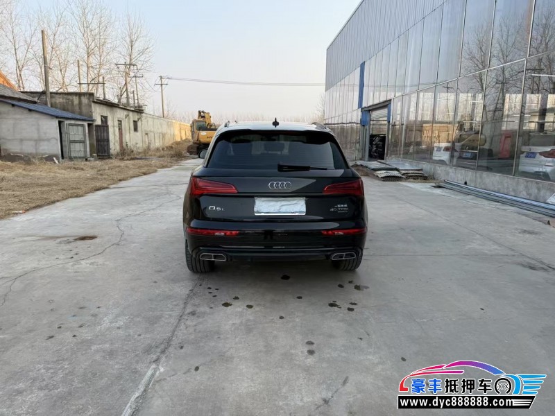 23年奥迪Q5轿车抵押车出售