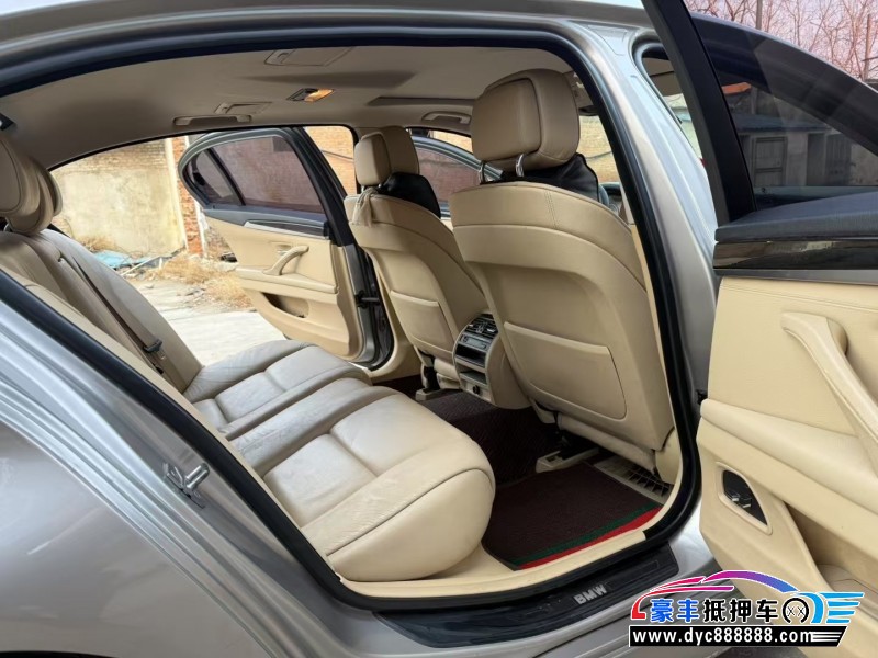 12年宝马5系轿车抵押车出售