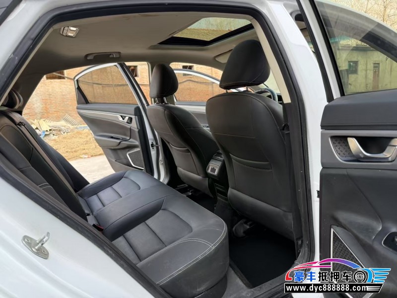 19年吉利帝豪GL轿车抵押车出售