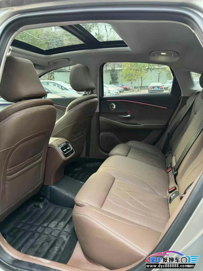 24年奇瑞艾瑞泽轿车抵押车出售