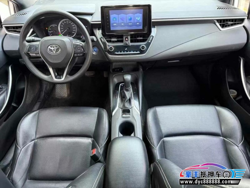 21年丰田雷凌轿车抵押车出售