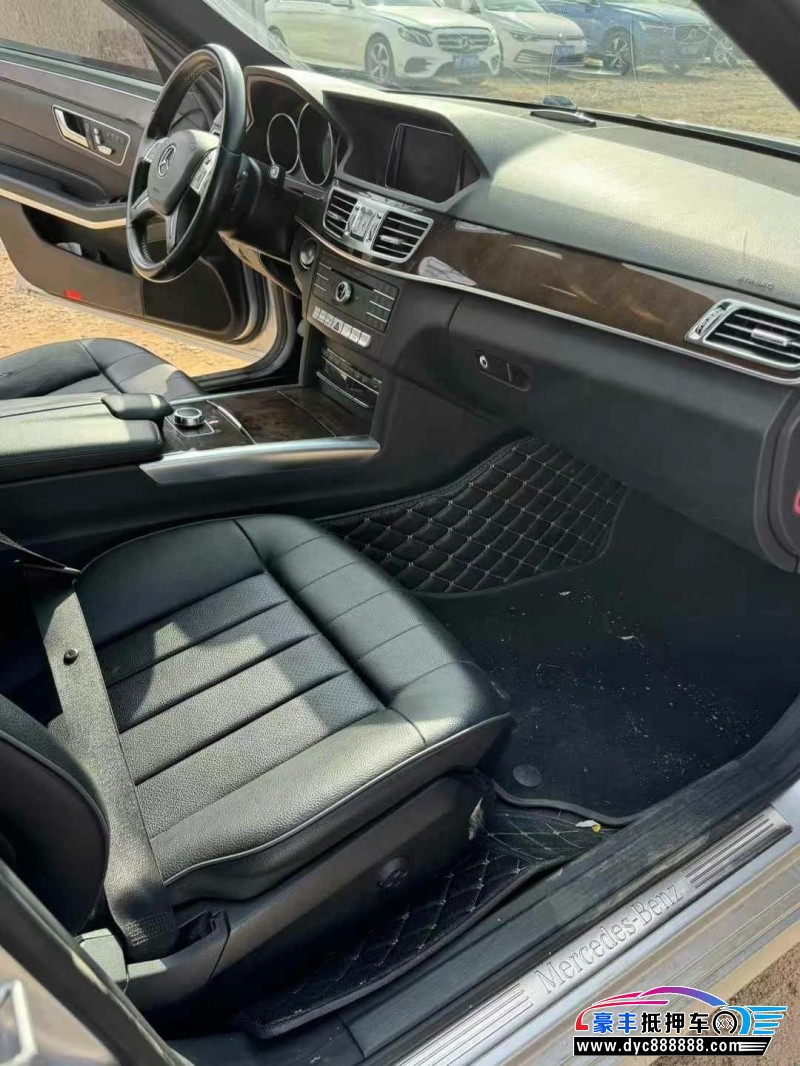 16年奔驰E轿车抵押车出售