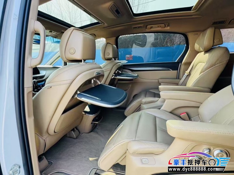 20年别克GL8轿车抵押车出售