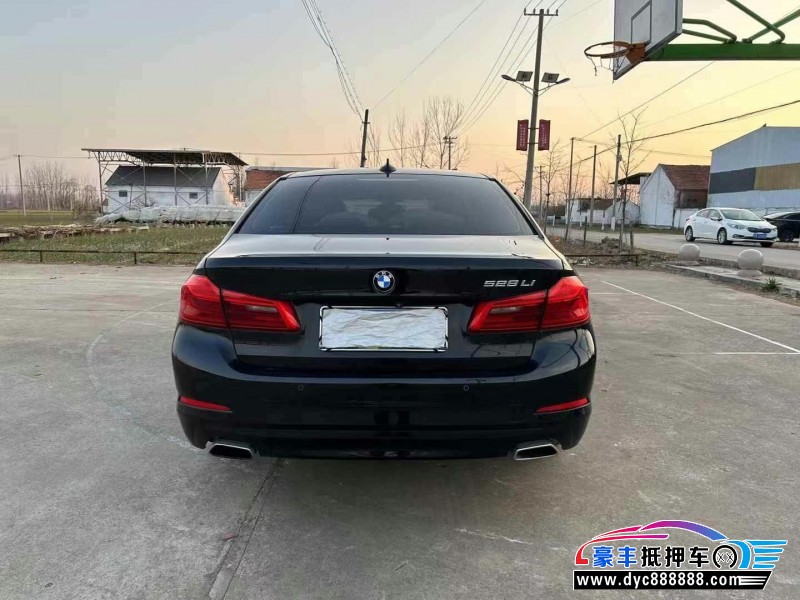 17年宝马5系轿车抵押车出售