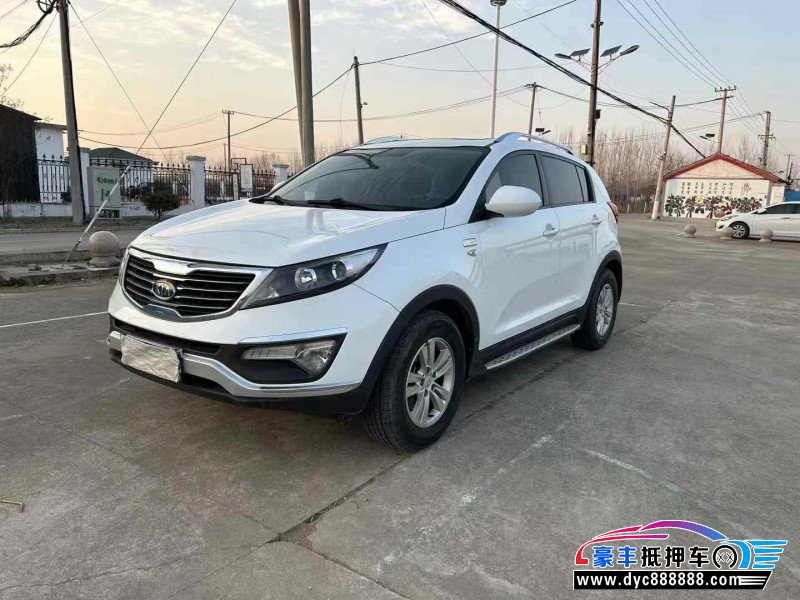 14年起亚智跑轿车抵押车出售