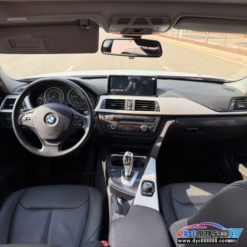 15年宝马3系轿车抵押车出售