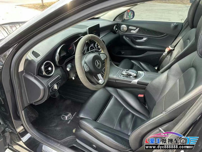 16年奔驰C轿车抵押车出售