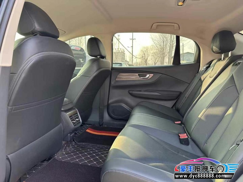 23年红旗EQM5轿车抵押车出售