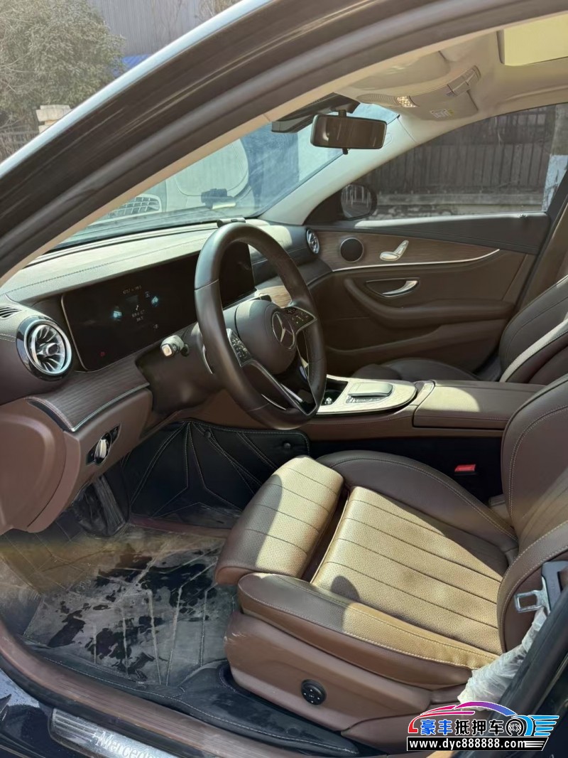 21年奔驰E轿车抵押车出售