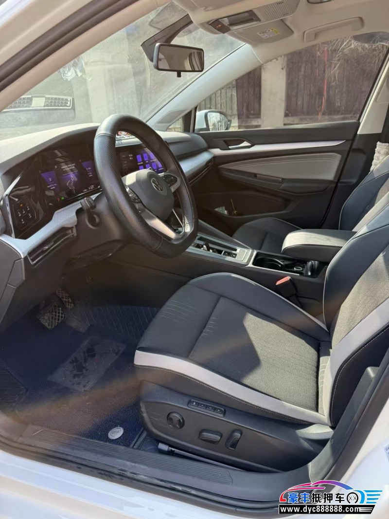 23年大众高尔夫轿车抵押车出售