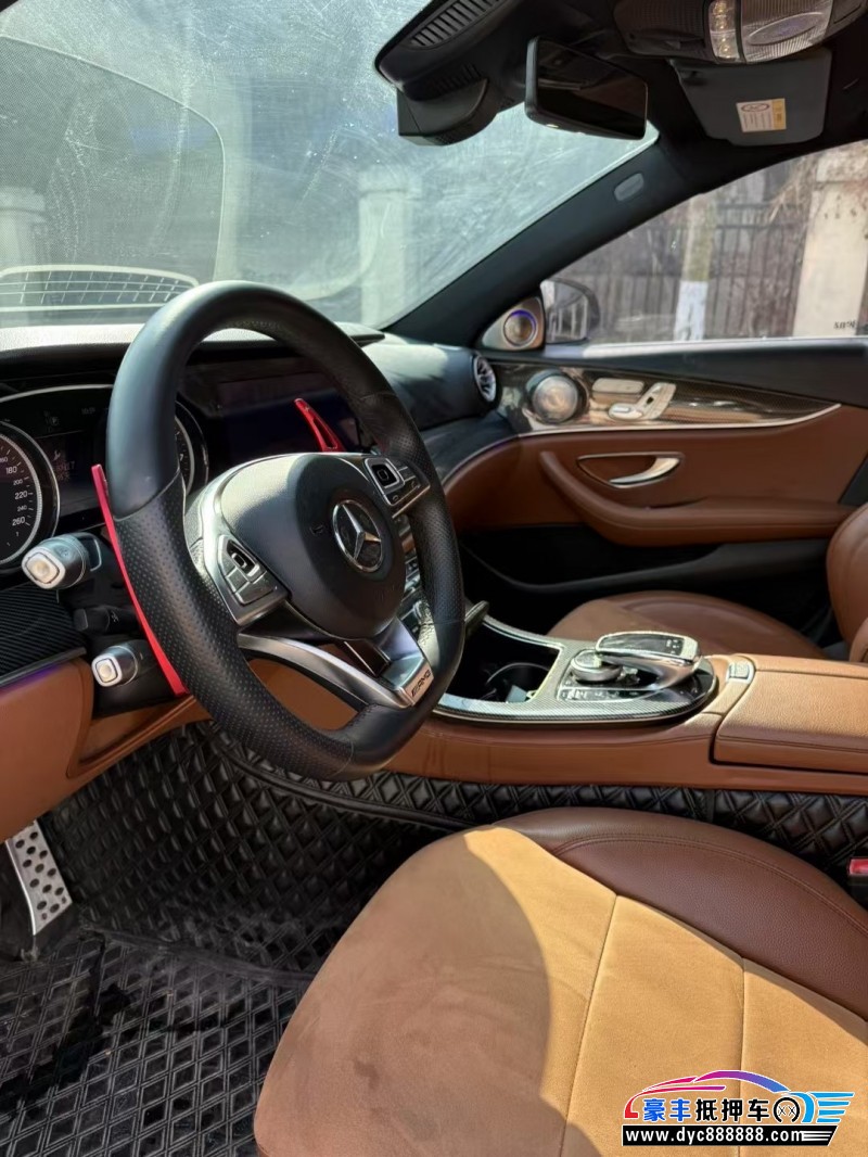 17年奔驰E轿车抵押车出售