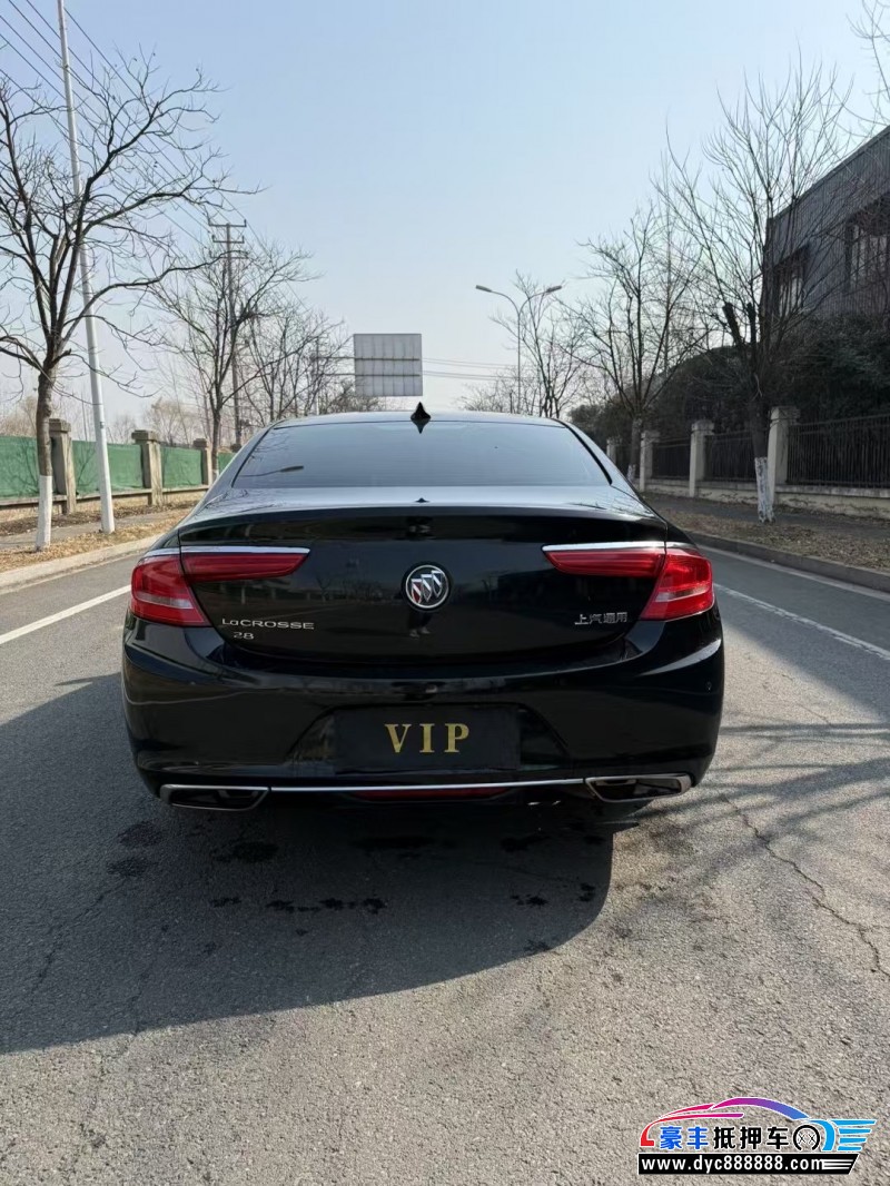 18年别克君越轿车抵押车出售