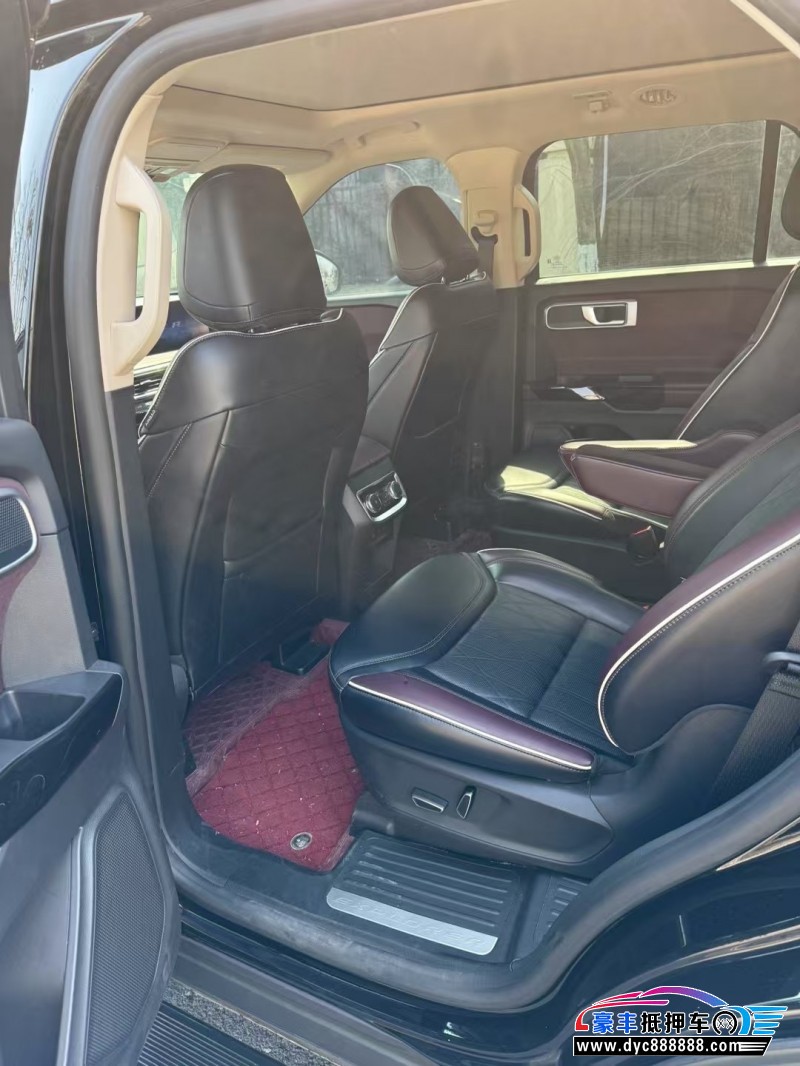 22年福特探险者轿车抵押车出售