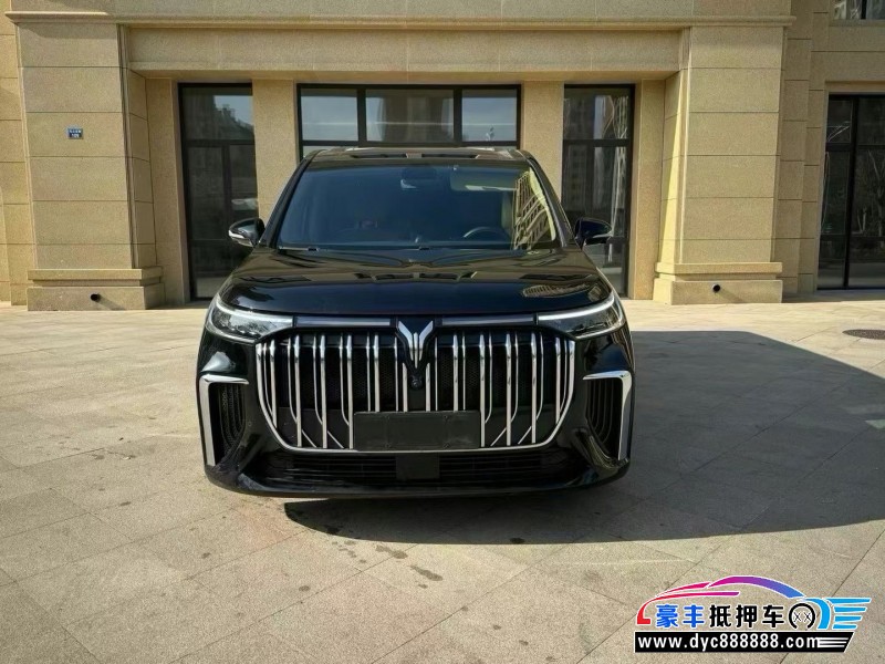 24年岚图梦想家轿车抵押车出售