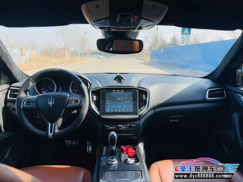 17年玛莎拉蒂Ghibli轿车抵押车出售