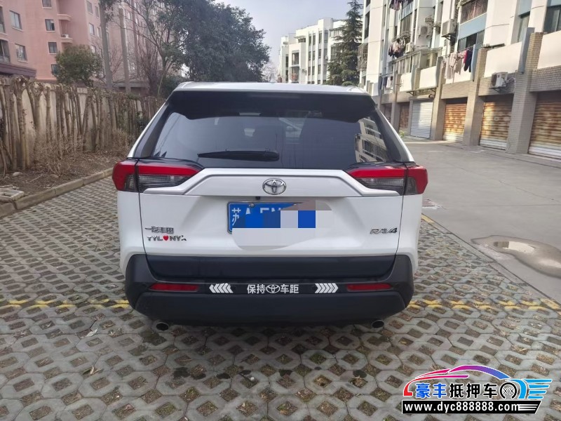 23年丰田RAV4轿车抵押车出售