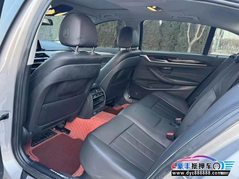 18年宝马5系轿车抵押车出售