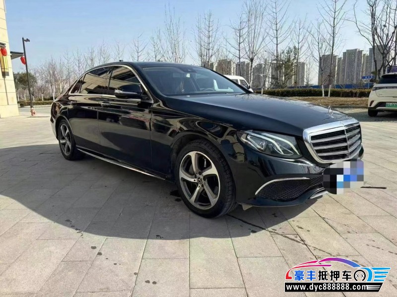 17年奔驰E轿车抵押车出售