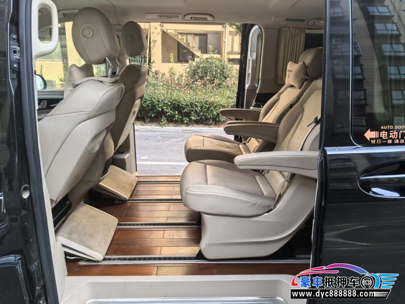 17年奔驰VMPV抵押车出售