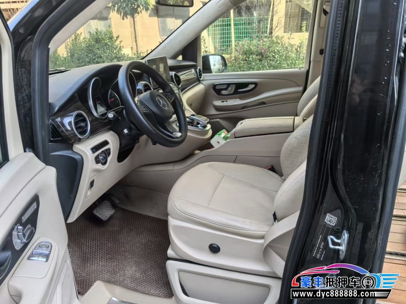 17年奔驰VMPV抵押车出售