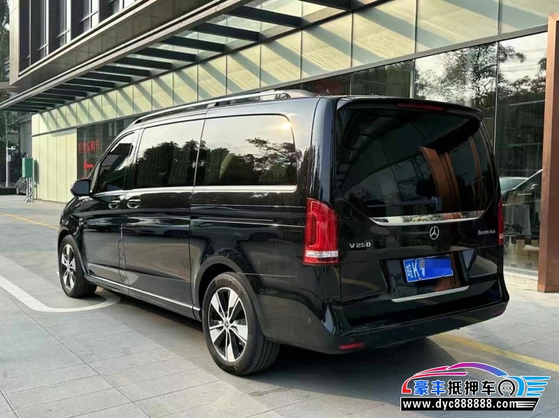 22年奔驰V轿车抵押车出售