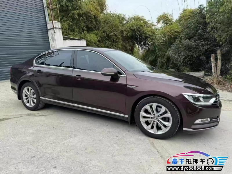 18年大众迈腾轿车抵押车出售