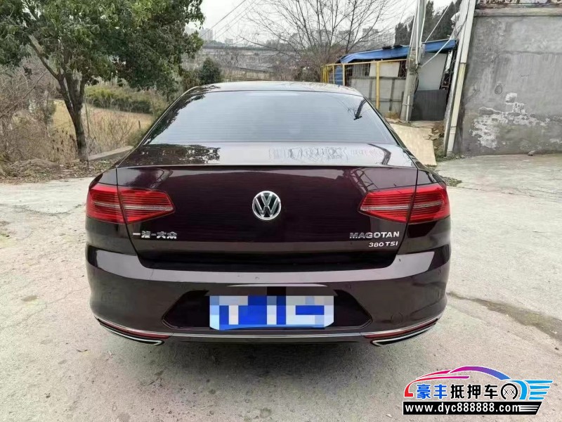 18年大众迈腾轿车抵押车出售