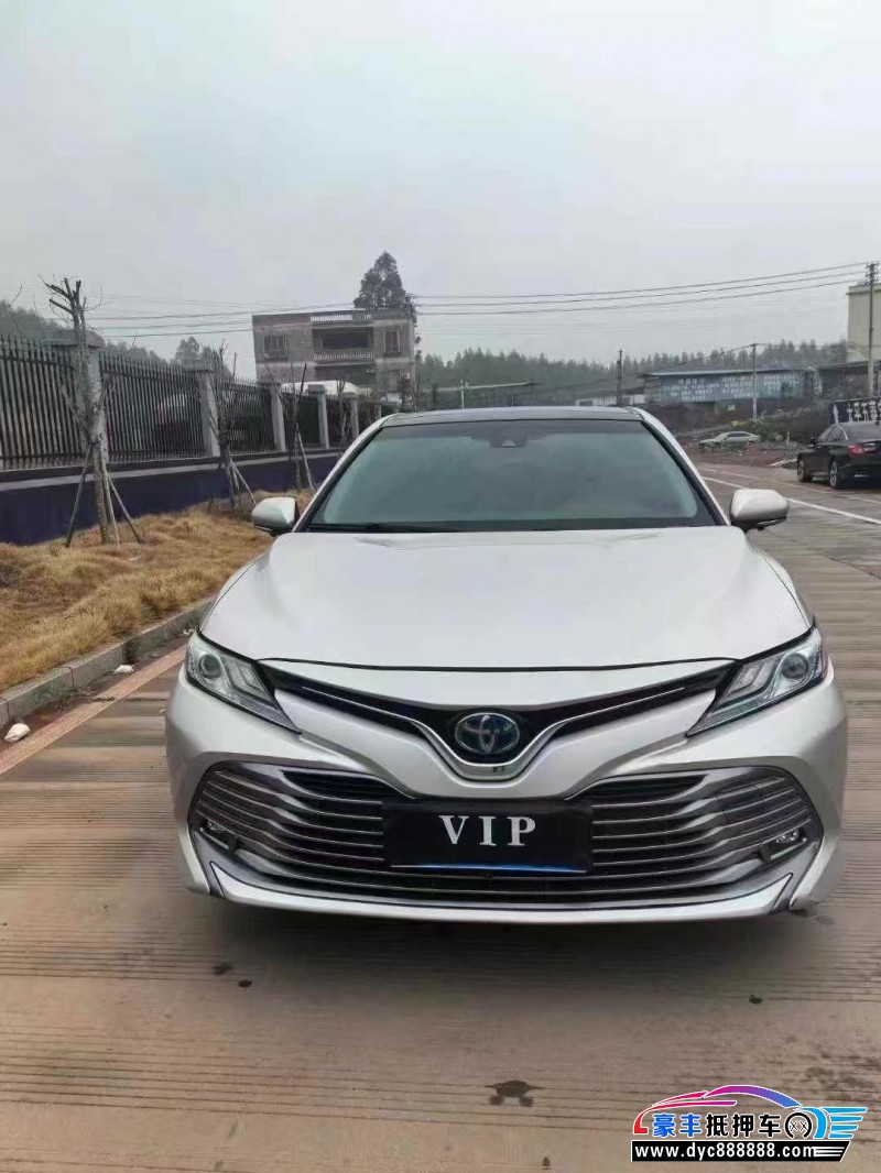 18年丰田凯美瑞轿车抵押车出售