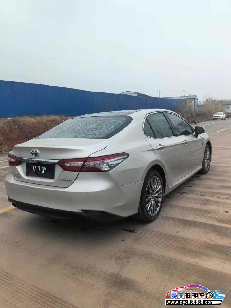 18年丰田凯美瑞轿车抵押车出售