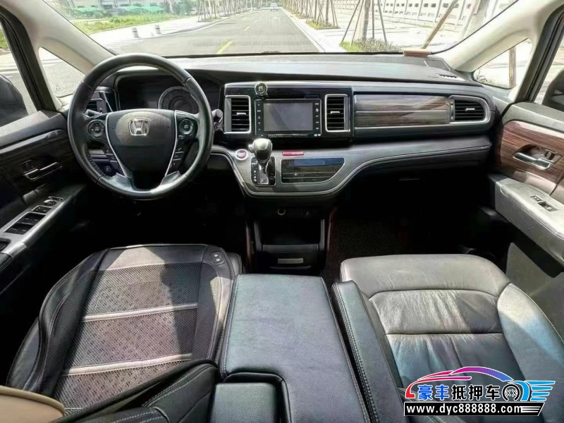 18年本田艾力绅轿车抵押车出售