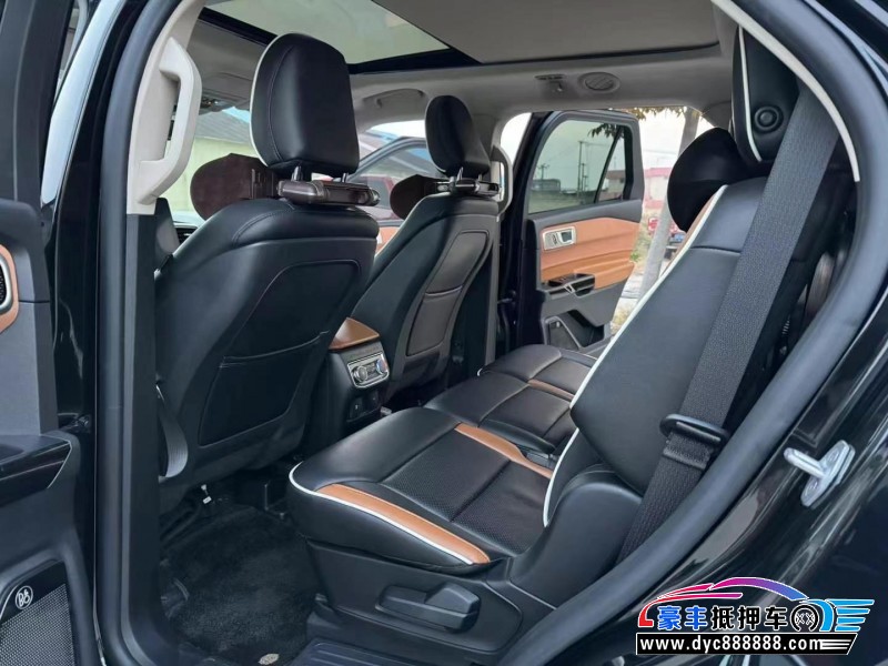 22年福特探险者轿车抵押车出售